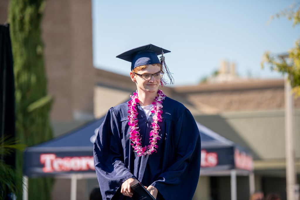 Tesoro High graduates walk red carpet to their diploma at 2020