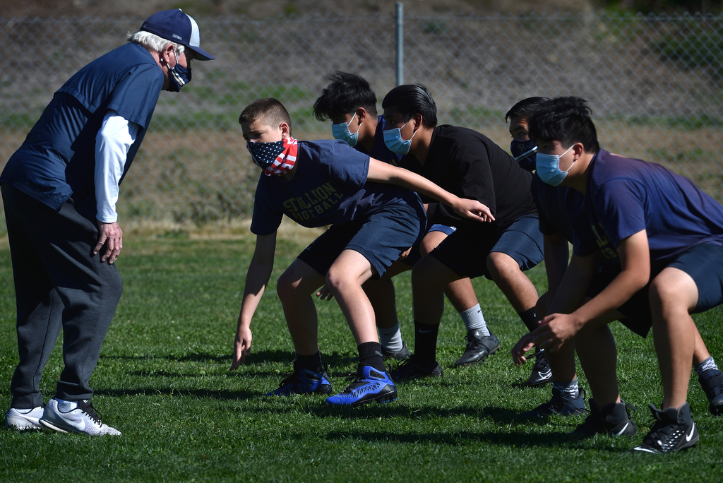 San Juan Hills freshmen find connection through football practice