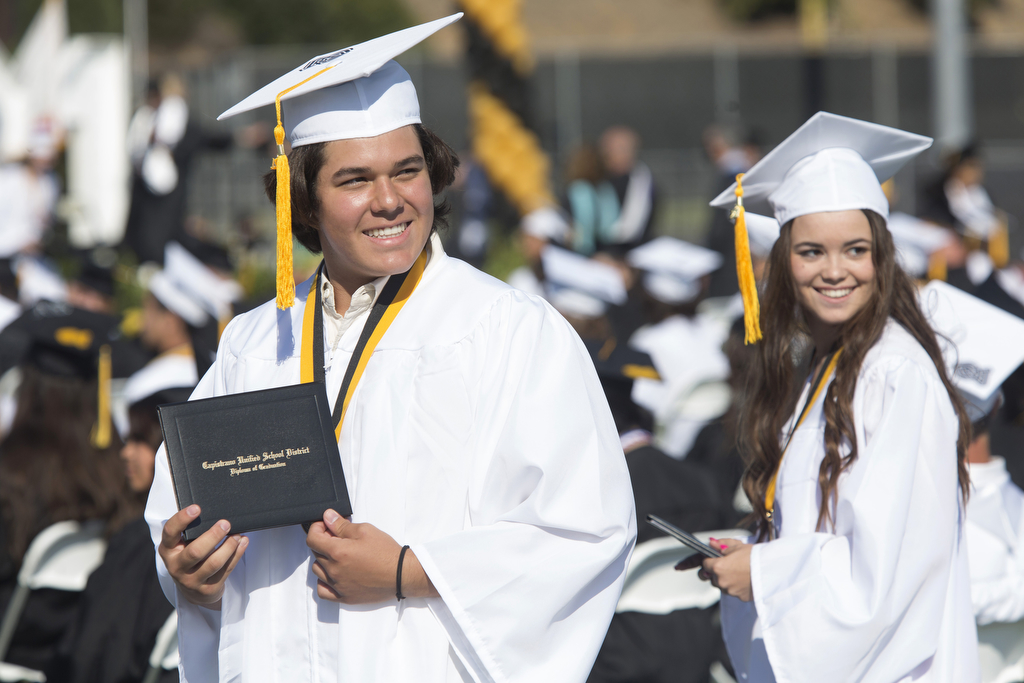 Capistrano Valley High grads celebrate year’s achievements in