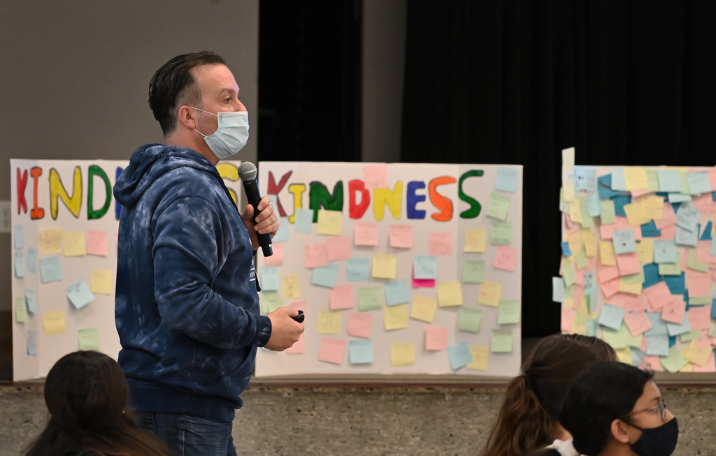 Ladera Ranch Middle Schoolers learn to stand up to bullying