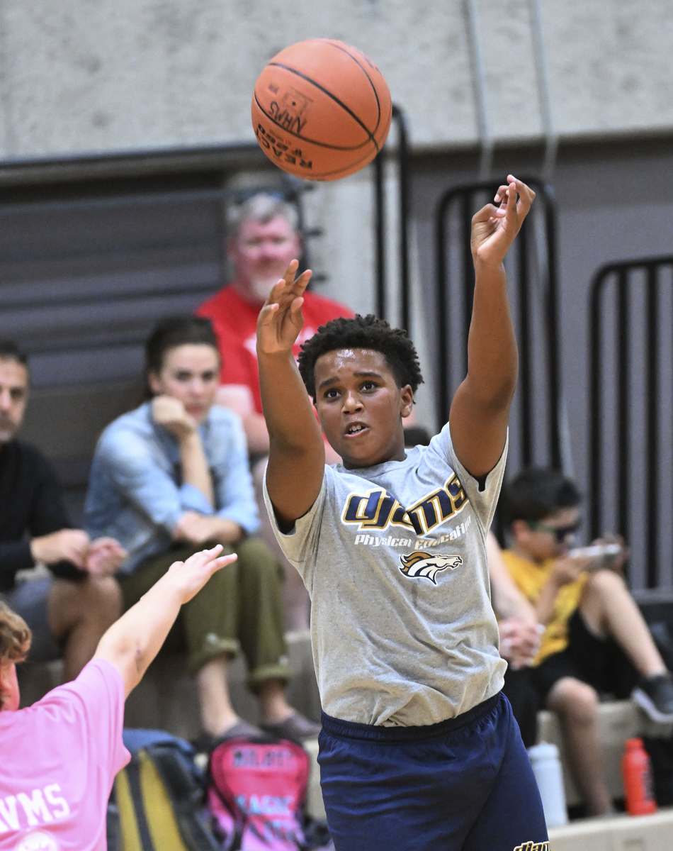 Middle school basketball tournament sparks fun, competition, connection -  CUSD Insider