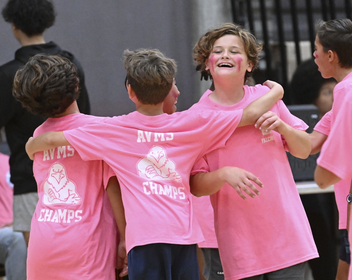 Middle school basketball tournament sparks fun, competition