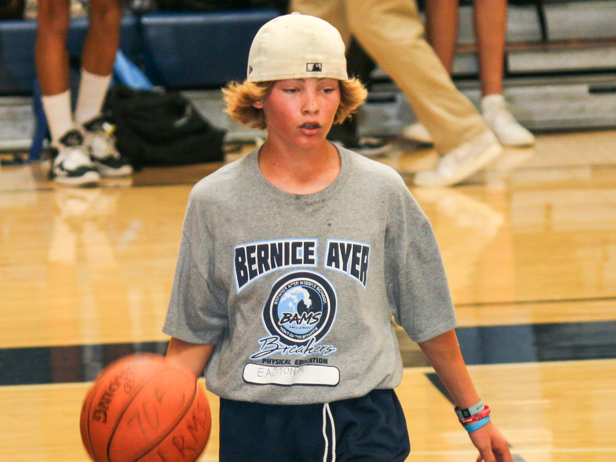 Middle school basketball tournament sparks fun, competition