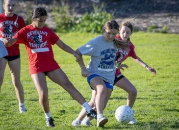 CUSD holds middle school soccer tournament